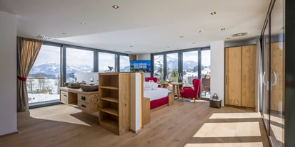 Luxusurlaub - Bar: Poolbar - Wellnessresort Seiwald