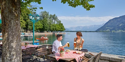 Luxusurlaub - Hotel-Schwerpunkt: Luxus & Familie - Traditionelles Restaurant Pinzga Bräu mit Brauerei - Grand Hotel Zell am See