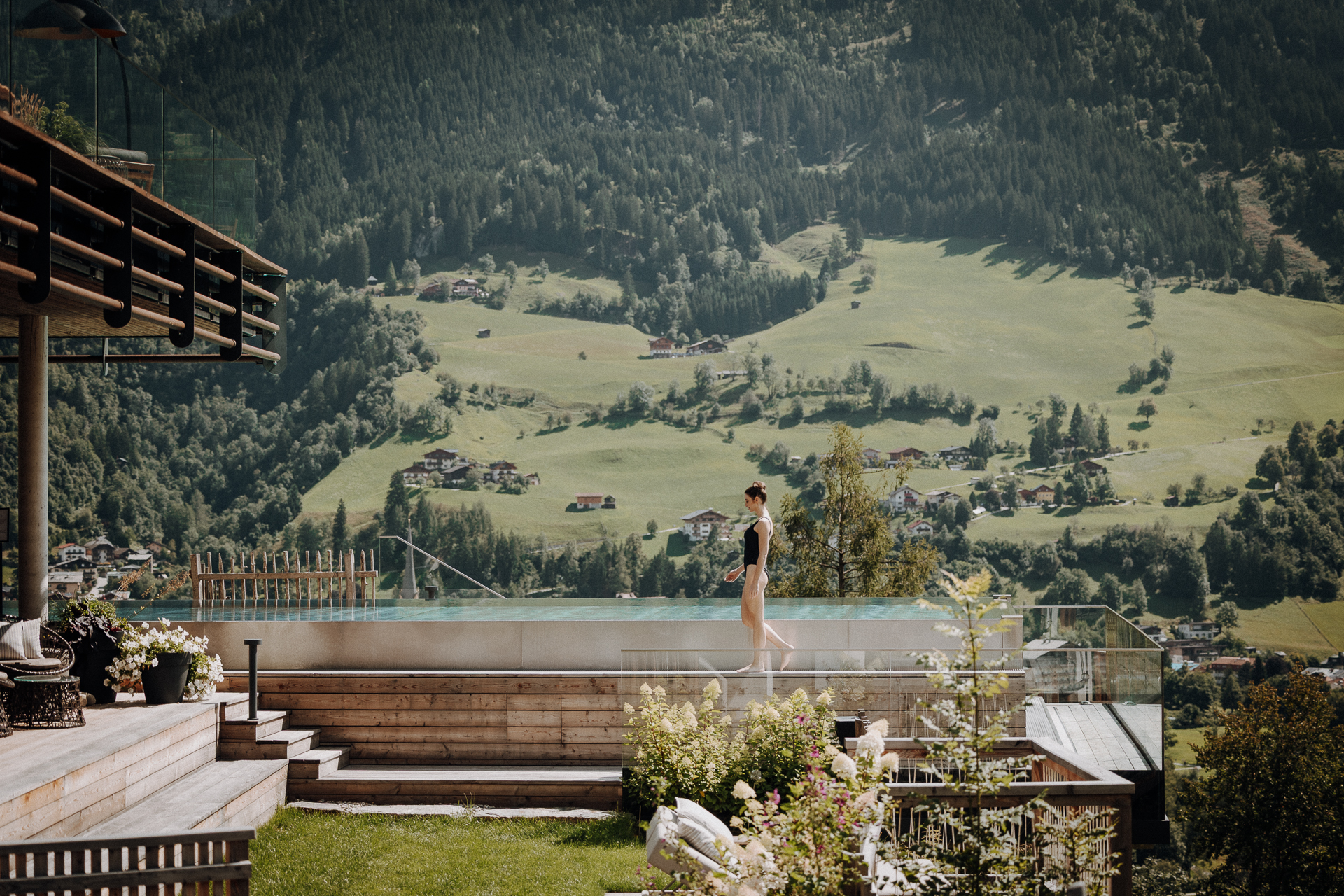 Luxushotel: Infinitypool - Das Goldberg