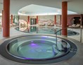 Luxushotel: Whirlpool und Indoor Pool - Villa Seilern Vital Resort
