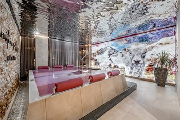 Luxushotel: Sole Pool - Hotel Gotthard-Zeit