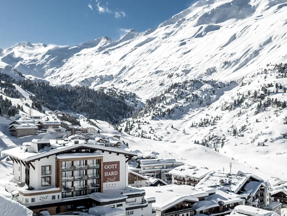 Luxushotel: Hotel Gotthard Zeit direkt an der Piste - Hotel Gotthard-Zeit****s