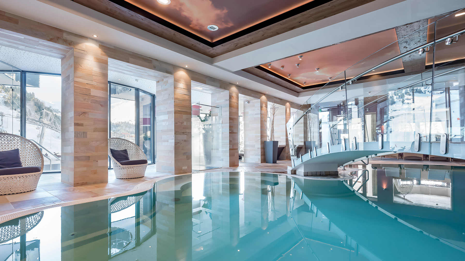 Luxushotel: Hallenbad - Hotel Gotthard-Zeit****s