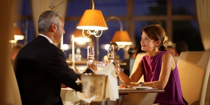 Luxusurlaub - Parkplatz: gebührenpflichtig in Gehweite - Restaurant - allgäu resort