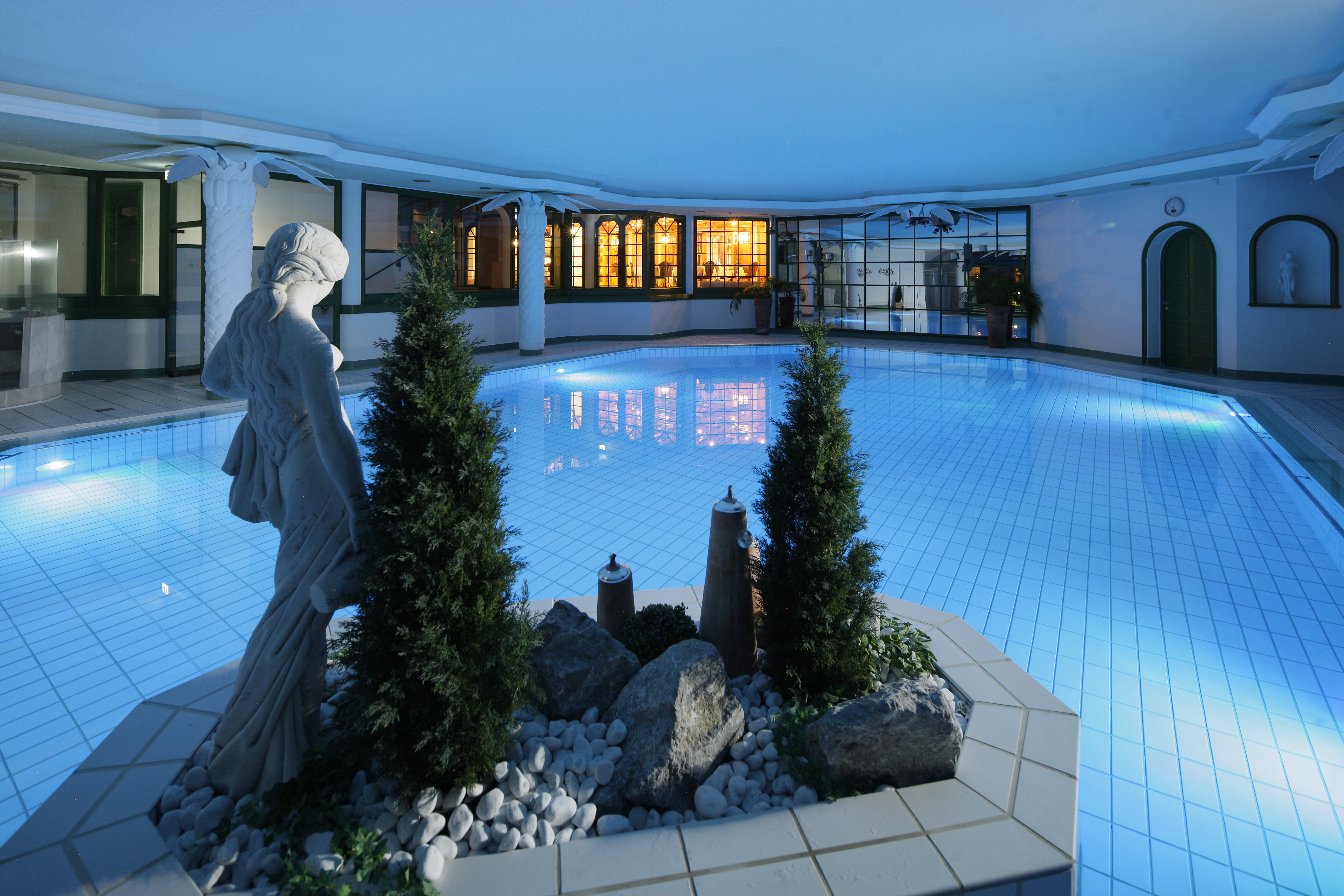 Luxusurlaub - Deutschland - Indoorpool - allgäu resort 