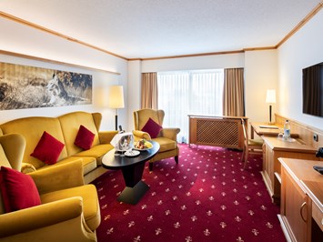 Hotel Sonnenhof Lam im Bayerischen Wald Zimmerkategorien Junior Suite zur Waldseite ohne Balkon, 45qm