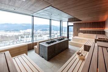 Luxushotel: Panorama-Event-Sauna mit einem herrlichen Blick  - Hotel Sonnenhof im bayerischen Wald