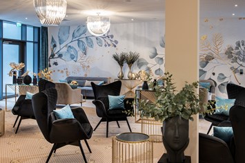 Luxushotel: SPA-Lounge im neuen 5 Elemente Panorama-Bereich - Hotel Sonnenhof im bayerischen Wald