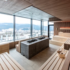 Luxushotel: Panorama-Event-Sauna mit einem herrlichen Blick  - Hotel Sonnenhof Lam im Bayerischen Wald