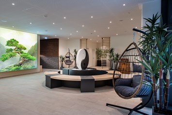 Luxushotel: Yin-Yang-Kneipp-Anlage in dem brandneuen 5 Elemente SPA - Hotel Sonnenhof Lam im Bayerischen Wald