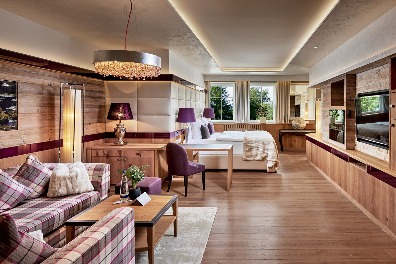 5* Wellness- & Sporthotel Jagdhof Zimmerkategorien Romantik-Suite