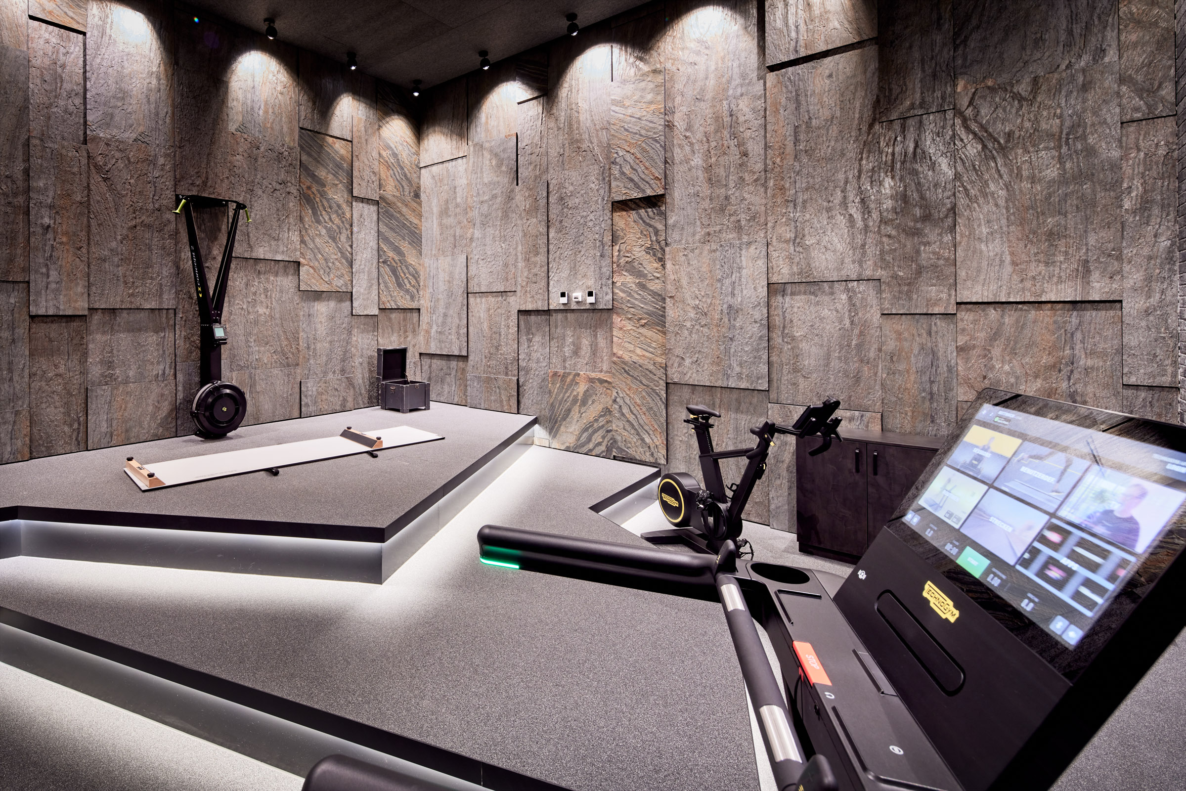 Luxushotel: Höhenkammer für Höhentraining auf bis zu 8.500 Hm - 5* Wellness- & Sporthotel Jagdhof