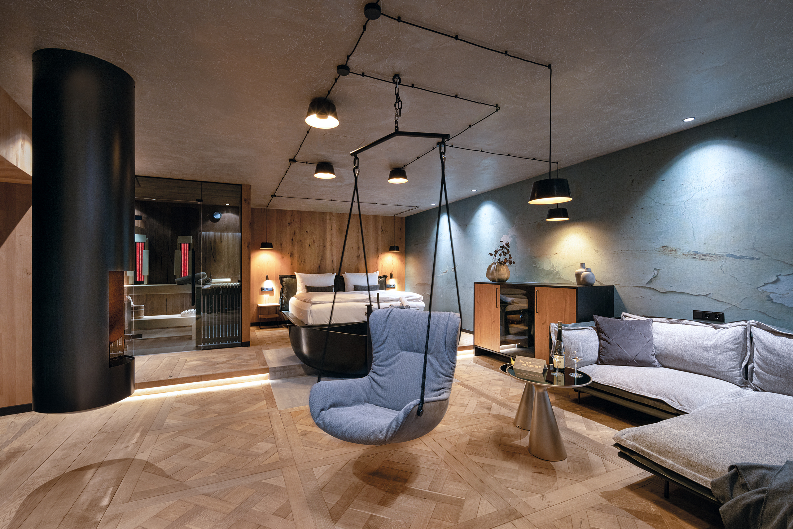 Luxushotel: Design-Suite mit eigener 3in1-Kombisauna, Whirlpool und Weinklimaschrank - 5* Wellness- & Sporthotel Jagdhof