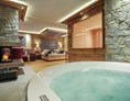 Luxushotel: Luxus-Suiten mit eigener Sauna und Whirlpool - Verwöhnhotel Kristall