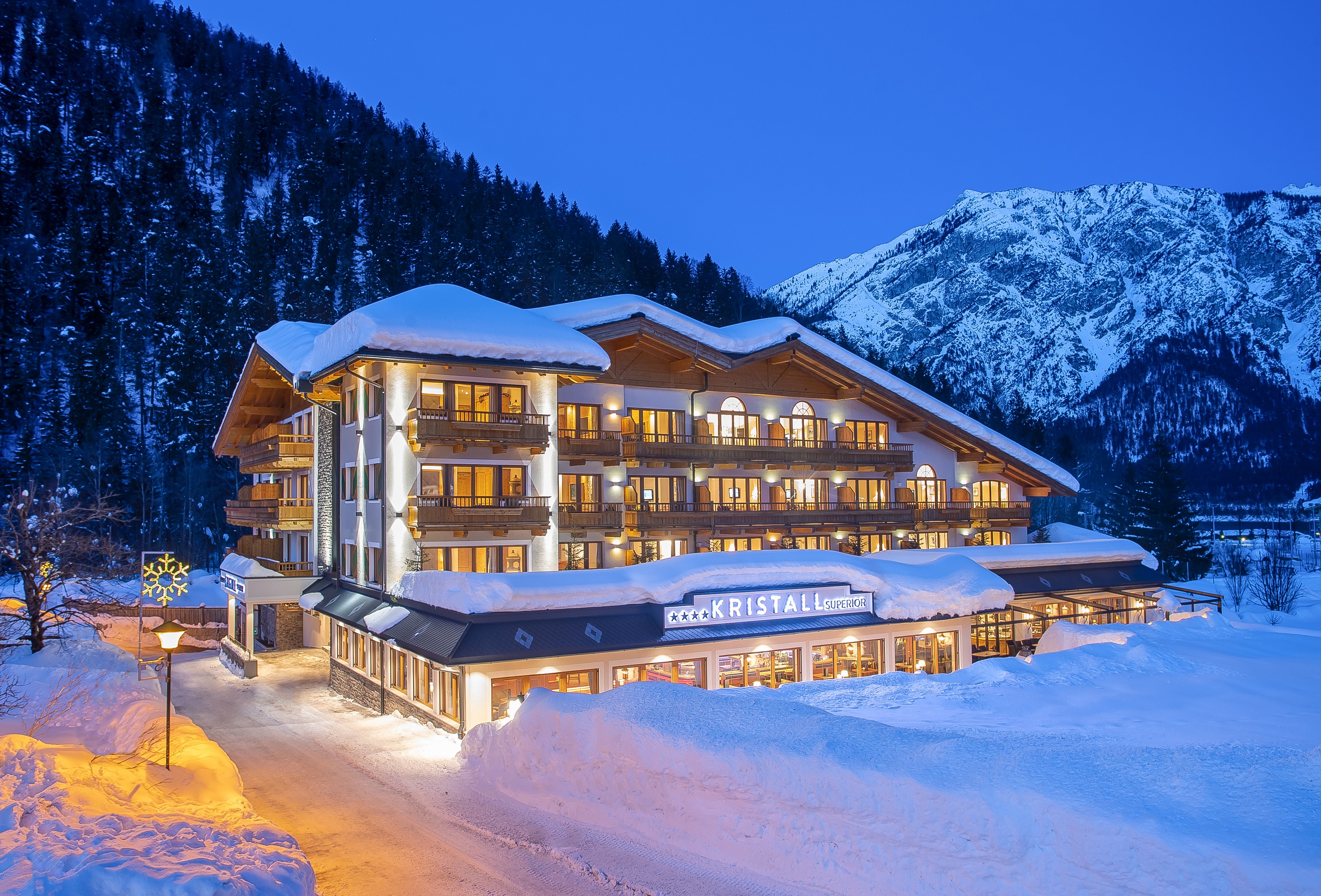 Luxusurlaub - PLZ 6335 (Österreich) - Wellnesshotel für Erwachsene am Achensee: Verwöhnhotel Kristall - Verwöhnhotel Kristall