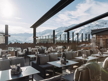 Luxusurlaub - Völlan - Terrasse - SKI | GOLF | WELLNESS Hotel Riml****S
