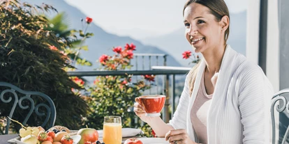 Luxusurlaub - Sen Jan di Fassa - Terrasse - Hotel Golserhof
