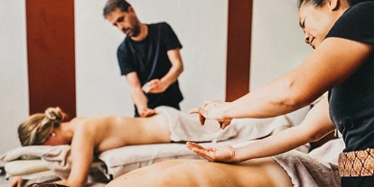 Luxusurlaub - Lutzmannsburg - Massage im Asia Resort Linsberg Spa Bereich - Hotel & Spa Linsberg Asia****Superior