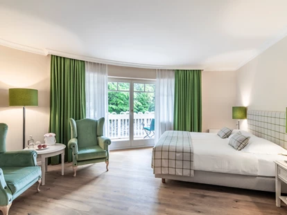 Luxusurlaub - Sen Jan di Fassa - Hotel Pienzenau am Schlosspark