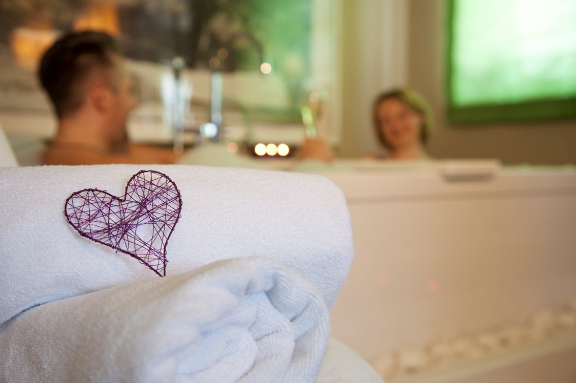 Luxushotel: Romantisches Bad zu Zweit - Romantik Spa Hotel Elixhauser Wirt