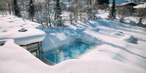 Luxusurlaub - Saunalandschaft: finnische Sauna - Hotel Gut Weissenhof ****S