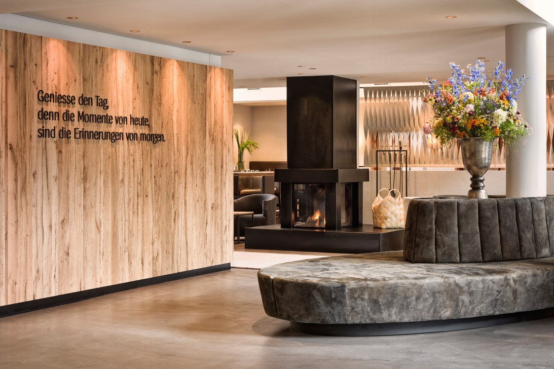 Luxushotel: Die Lobby - Hotel Forsthofgut