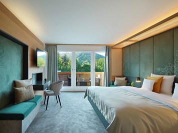 Hotel DAS TEGERNSEE Zimmerkategorien Deluxe Doppelzimmer mit Bergblick | Haus Wallberg