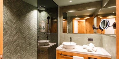 Luxusurlaub - Hotel-Schwerpunkt: Luxus & Familie - Komfort Suite "Fichtenwald" - Landhotel Schermer