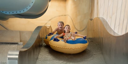Luxusurlaub - Hotel-Schwerpunkt: Luxus & Familie - Wasserrutsche für Kinder - Schlosshotel Fiss