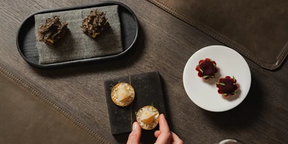 Luxusurlaub - Hotel-Schwerpunkt: Luxus & Familie - Dinner im Beef Club - Schlosshotel Fiss