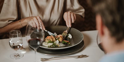 Luxusurlaub - Hotel-Schwerpunkt: Luxus & Familie - Dinner im Hotelrestaurant - Schlosshotel Fiss