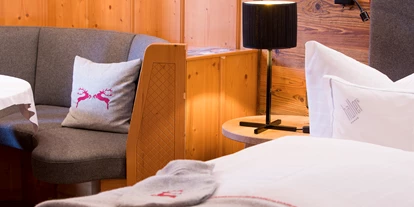 Luxusurlaub - Kappl (Kappl) - Viel Sinn für Details. Hochwertige Materialien, harmonische Farben, viel Sinn für Details und solide Perfektion vom Bett bis zum Bad sorgen für Ihre traumhafte Erholung. - Haller's Geniesserhotel