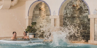 Luxusurlaub - Parkplatz: gebührenpflichtig in Gehweite - Spaß für die ganze Familie - Romantik Seehotel Jägerwirt