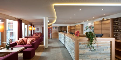 Luxusurlaub - Hotel-Schwerpunkt: Luxus & Familie - Rezeption - Familien - Sportresort Brennseehof