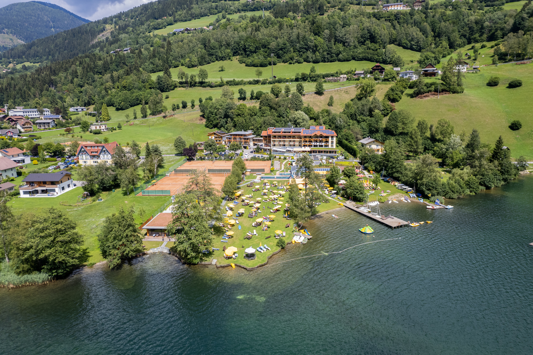 Luxusurlaub - Kärnten - Anlage Sommer - Familien - Sportresort Brennseehof