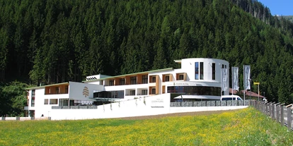 Luxusurlaub - Reischach (Trentino-Südtirol) - Hotel Zedern Klang