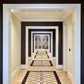 Luxushotel: Blick über die Etage - Maison Messmer