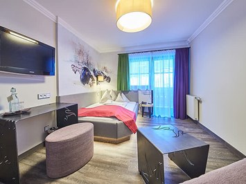 Hotel DIE SONNE Zimmerkategorien Einzelstudio Reiterkogel 1-2 Personen | ab 22 m²