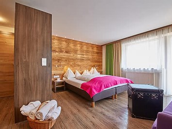 Hotel DIE SONNE Zimmerkategorien Doppelzimmer Kohlmais 2-4 Personen | ab 30 m²