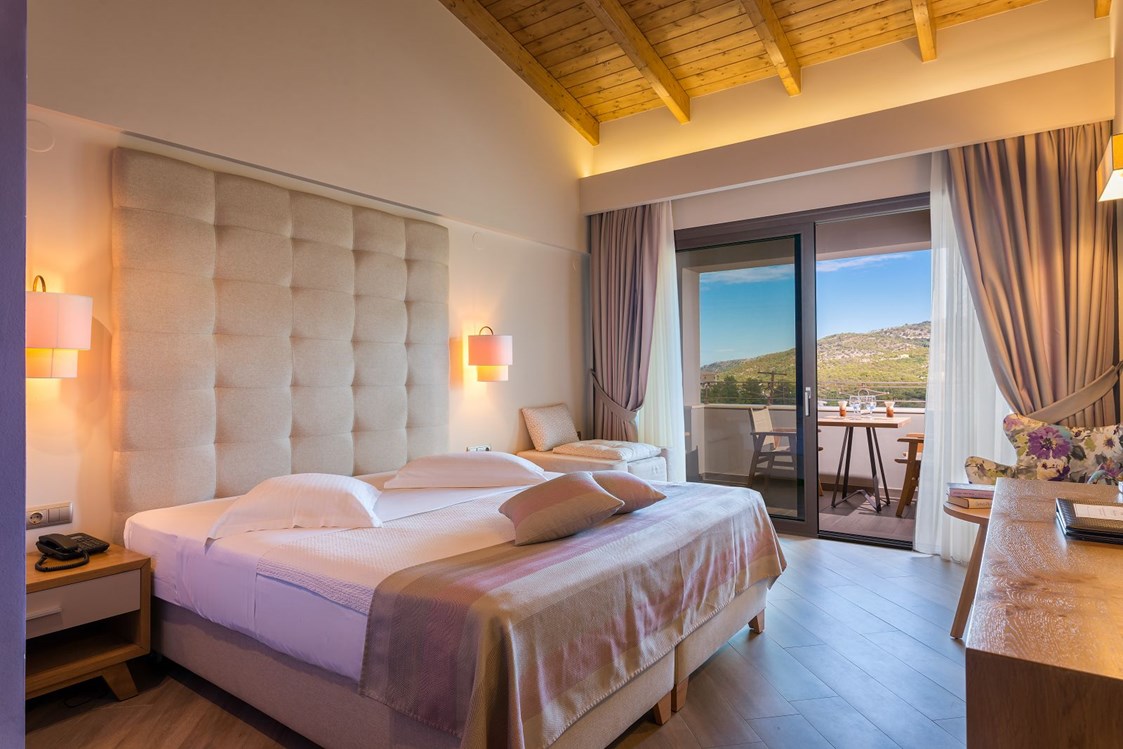 Luxushotel: Executive Suite Partial View - Sivota Diamond Spa Resort