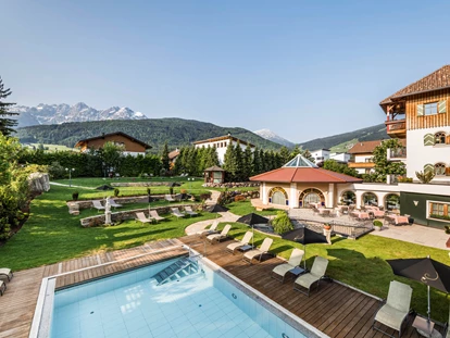 Luxusurlaub - Sen Jan di Fassa - Mirabell Dolomites Hotel . Luxury . Ayurveda & Spa