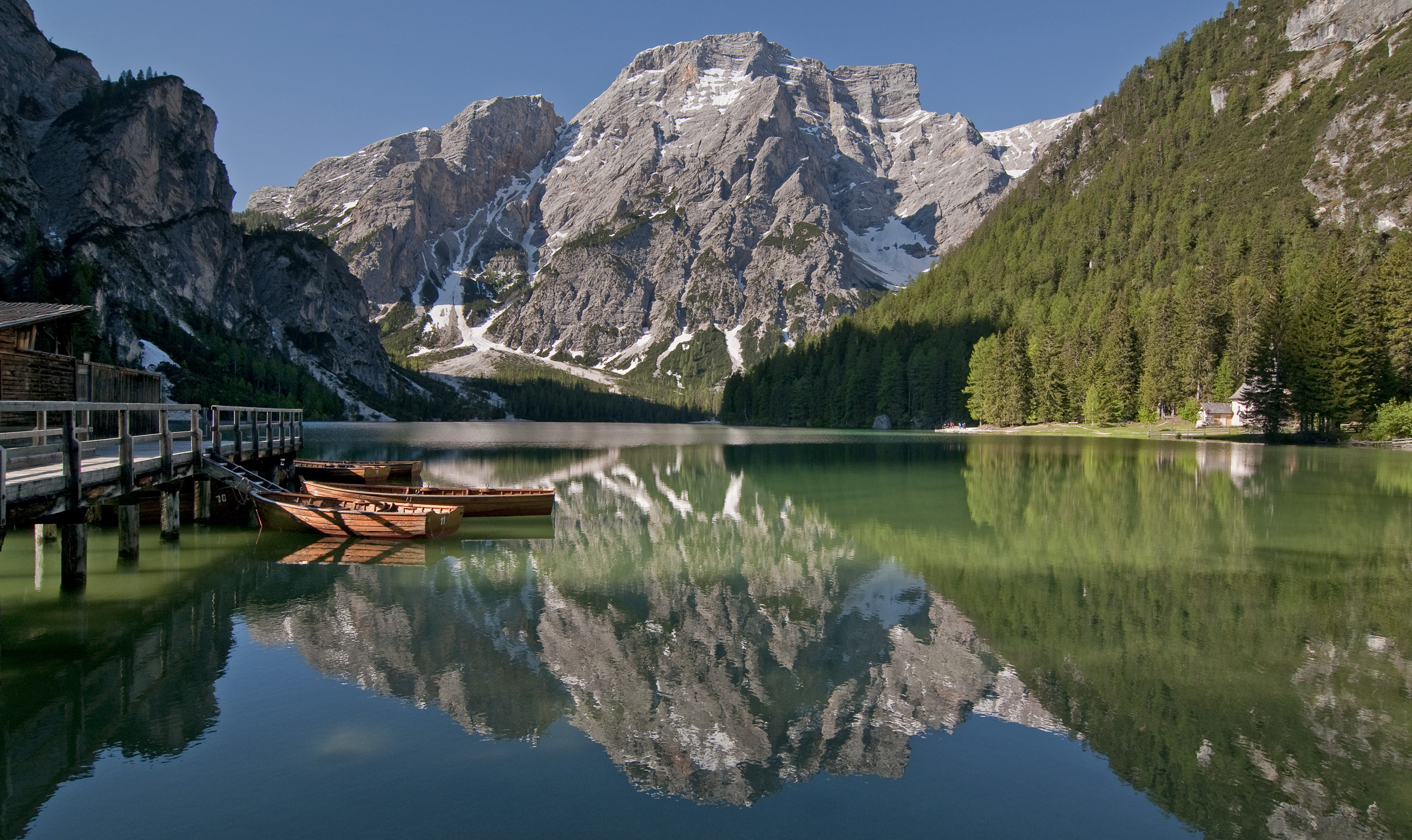 Mirabell Dolomites Hotel . Luxury . Ayurveda & Spa Ausflugsziele Pragser Wildsee