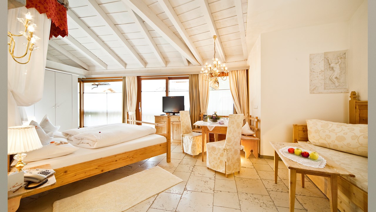 Mirabell Dolomites Hotel . Luxury . Ayurveda & Spa Zimmerkategorien Aveda