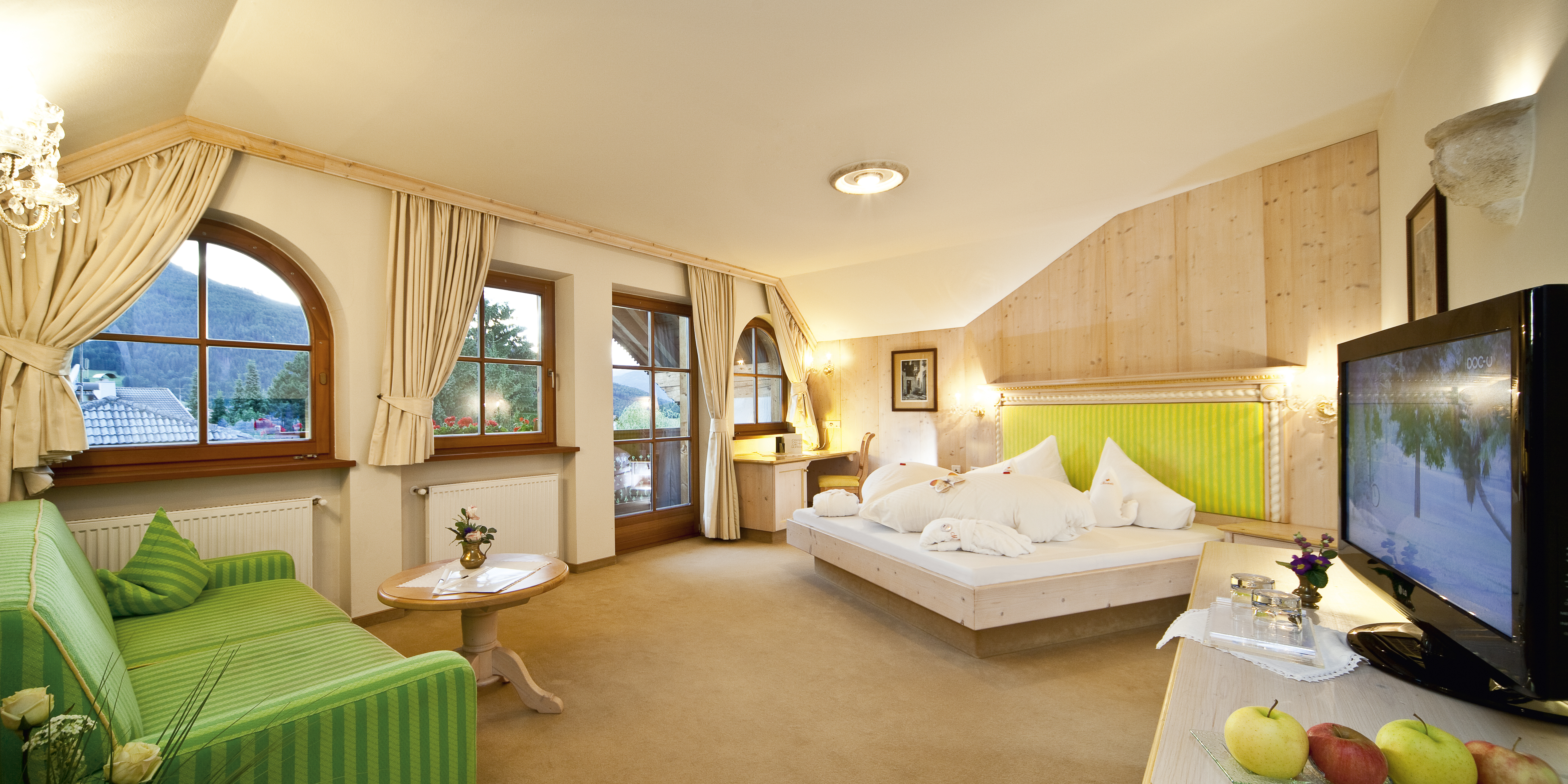 Mirabell Dolomites Hotel . Luxury . Ayurveda & Spa Zimmerkategorien Frühling