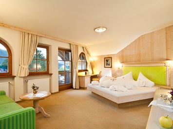 Mirabell Dolomites Hotel . Luxury . Ayurveda & Spa Zimmerkategorien Frühling
