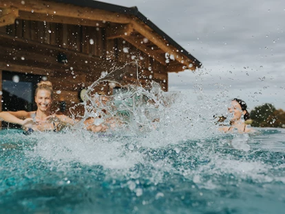 Luxusurlaub - Parkplatz: gebührenpflichtig in Gehweite - Ortner's Resort*****