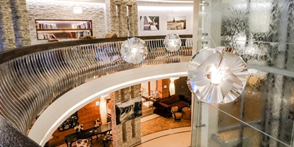 Luxusurlaub - Hotel-Schwerpunkt: Luxus & Sport - Foyer Hotel Alpine Palace -  5* Hotel Alpine Palace