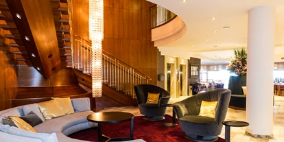 Luxusurlaub - Bar: Poolbar - Herzlich willkommen im Steirerhof Bad Waltersdorf - Hotel & Spa Der Steirerhof Bad Waltersdorf