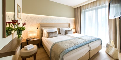 Luxusurlaub - Parkplatz: gebührenpflichtig in Gehweite - Doppelzimmer Deluxe - Hotel Warmbaderhof*****
