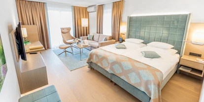 Luxusurlaub - Parkplatz: gebührenpflichtig in Gehweite - Doppelzimmer Supreme - Hotel Warmbaderhof*****